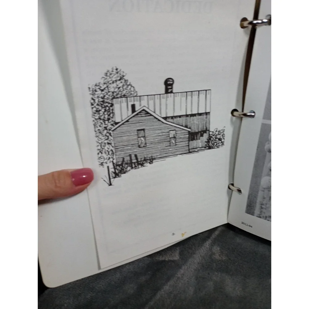 Favorite Recipes of The Tom Snyder Family Cookbook, Snyder Farm Trinity, NC 1994